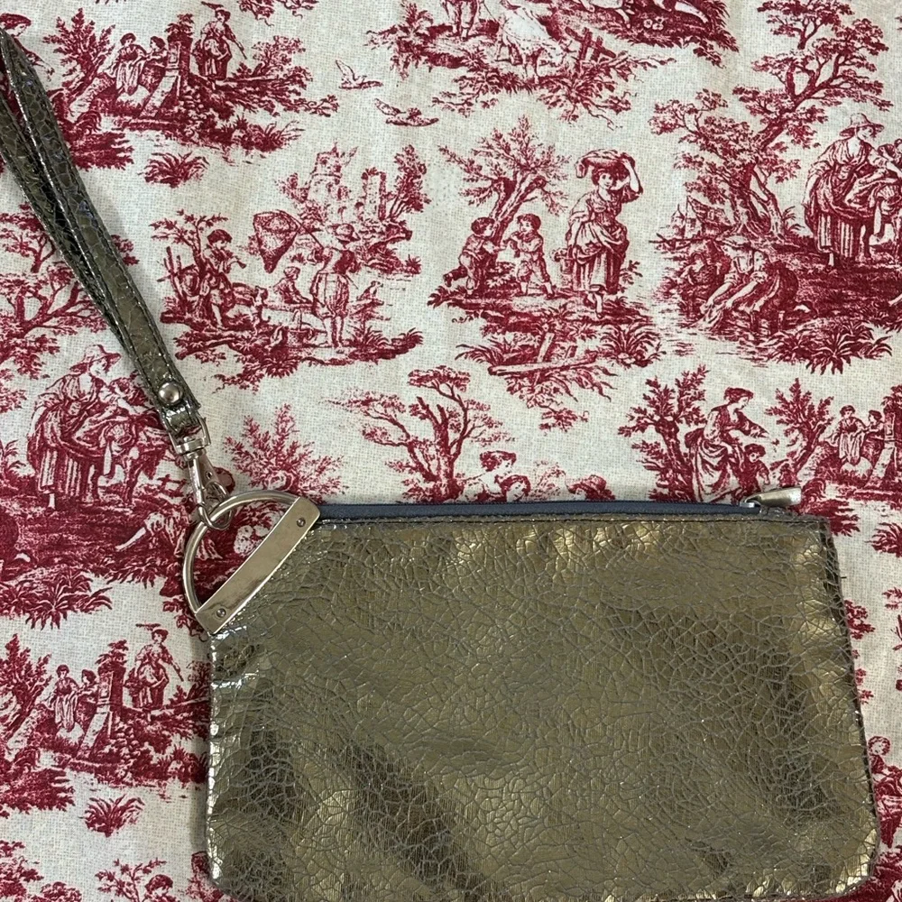 Metallic Gunmetal Zip Card Case Charm – Distressed Texture Heavy Silver Hardware
